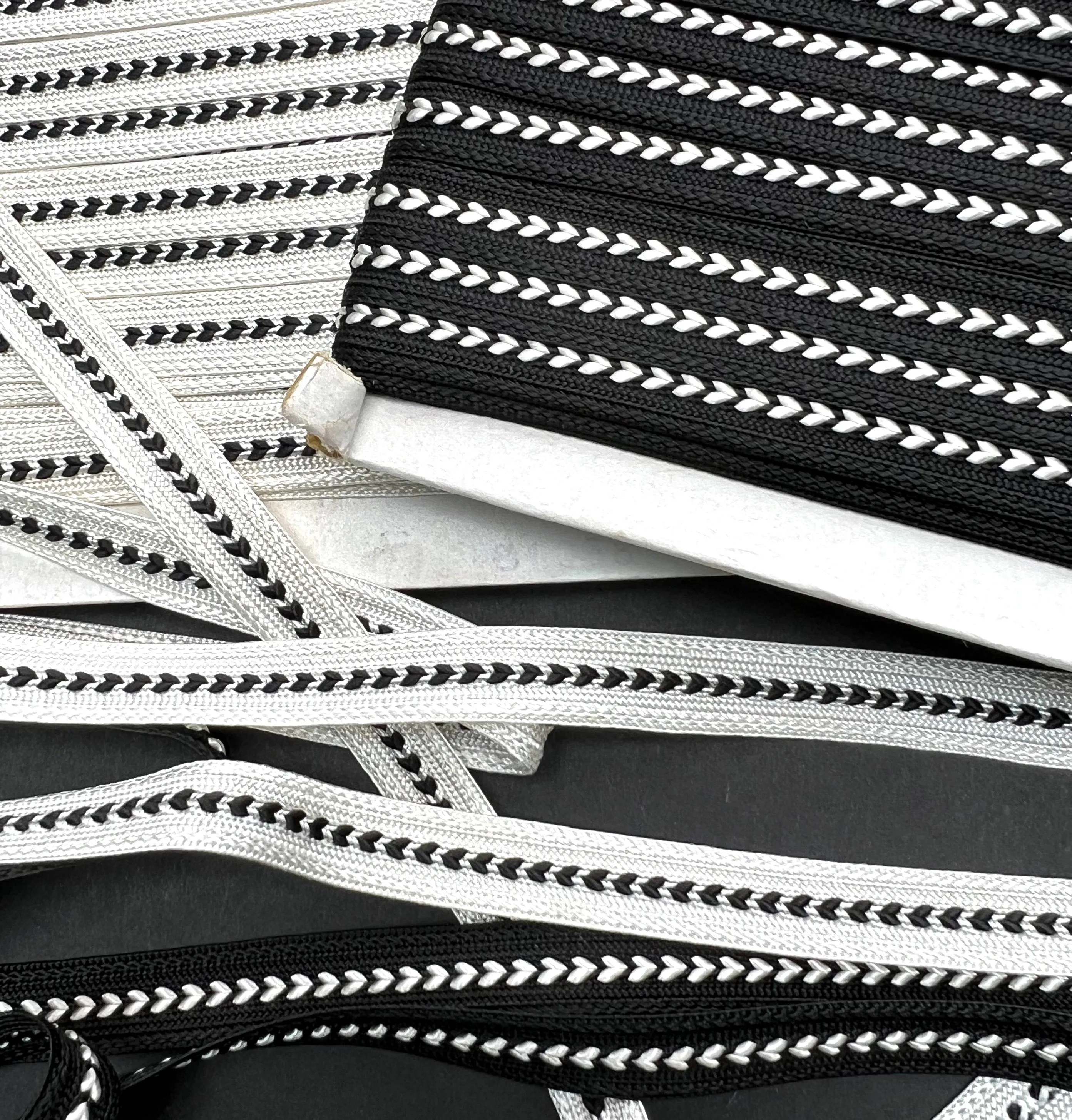 1m Sophisticated Mid Century Black or White Trim - 12mm wide.