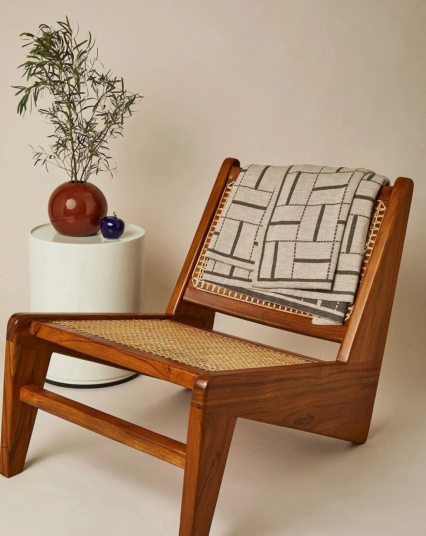 Biombo Concrete Throw