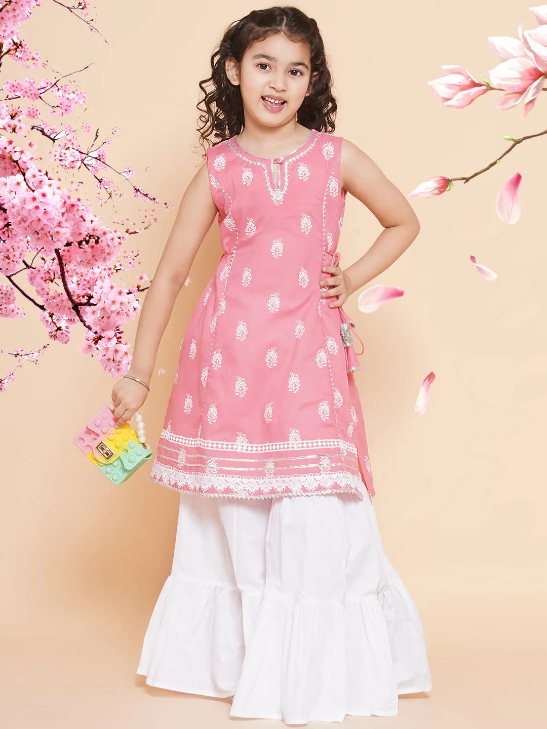 Girls Peach Floral Printed Panelled Pure Cotton Kurta With Sharara