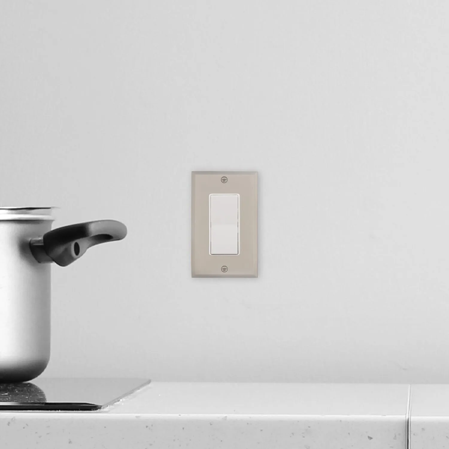 New York Switch Plate with Single Rocker in Satin Nickel