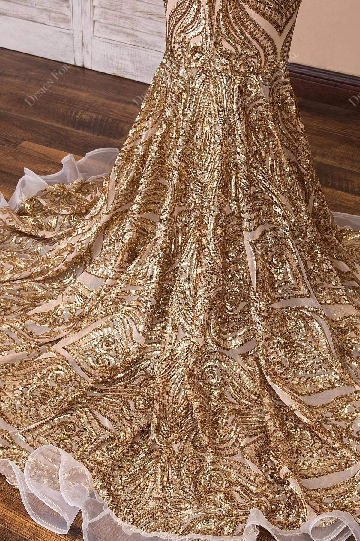 Unique Sequin Gold V-neck Mermaid Dress