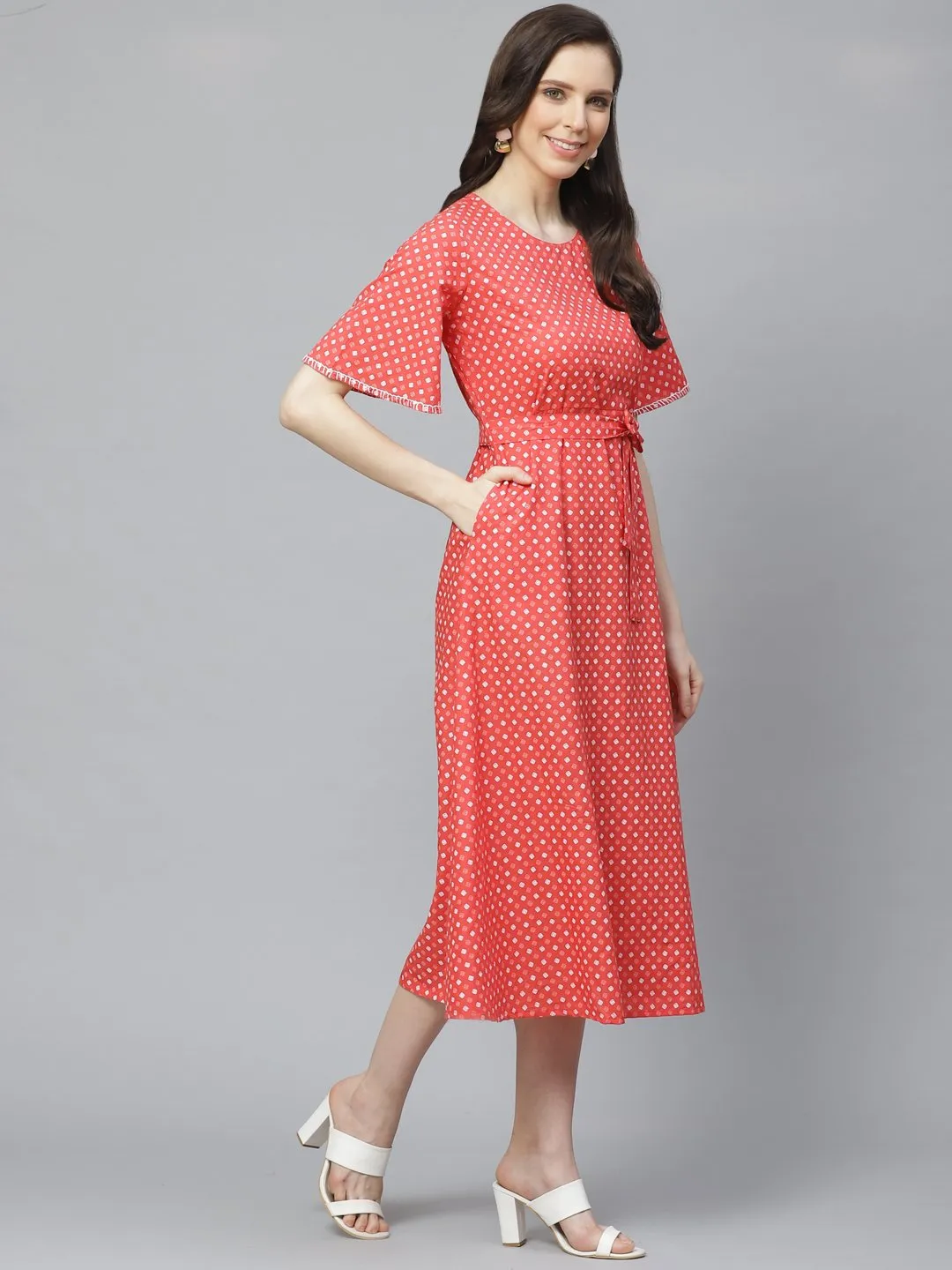 Women Peach Floral Printed Round Neck Cotton Fit And Flare Dress